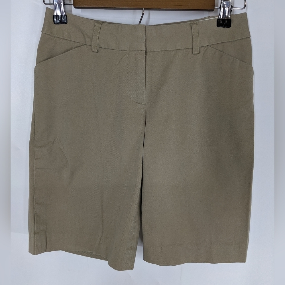 VICTORIA'S SECRET Body by Victoria The Christie Fit Flat Front Shorts